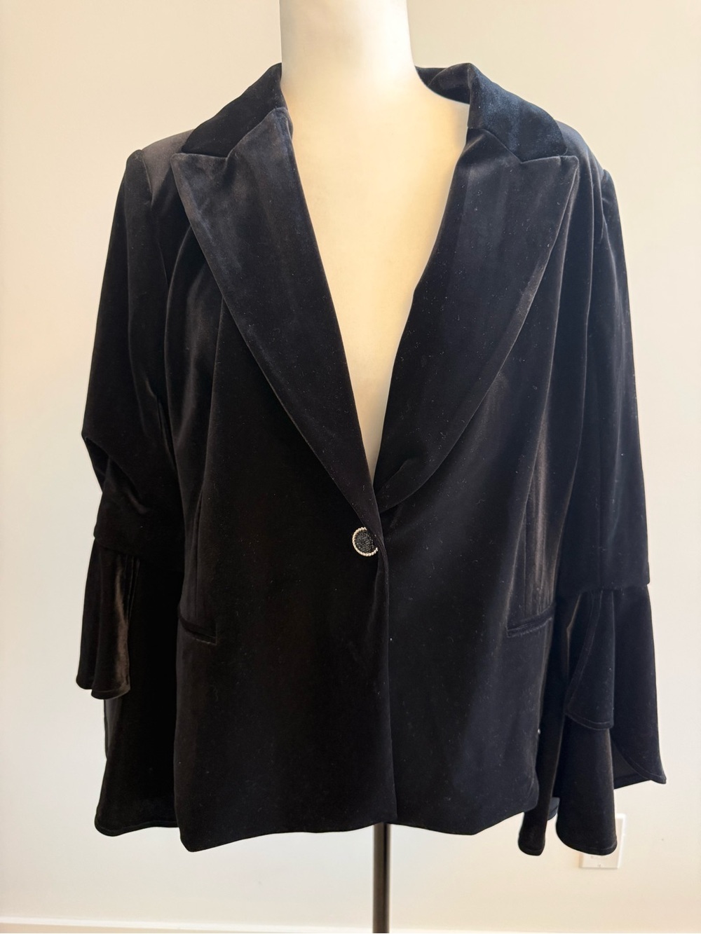 Black Velvet One-Button Blazer with Flutter Flared Sleeve Detail